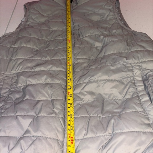 Xersion Light Gray Puffer Vest - Picture 7 of 10